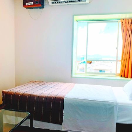 Uruma - Hotel / Vacation Stay 15224 Ngoại thất bức ảnh